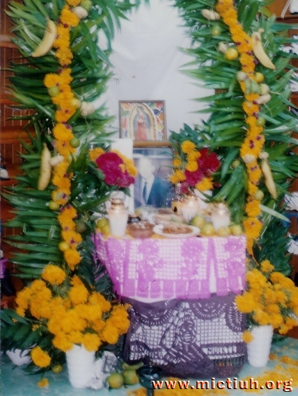 Ofrenda de Día de Muertos